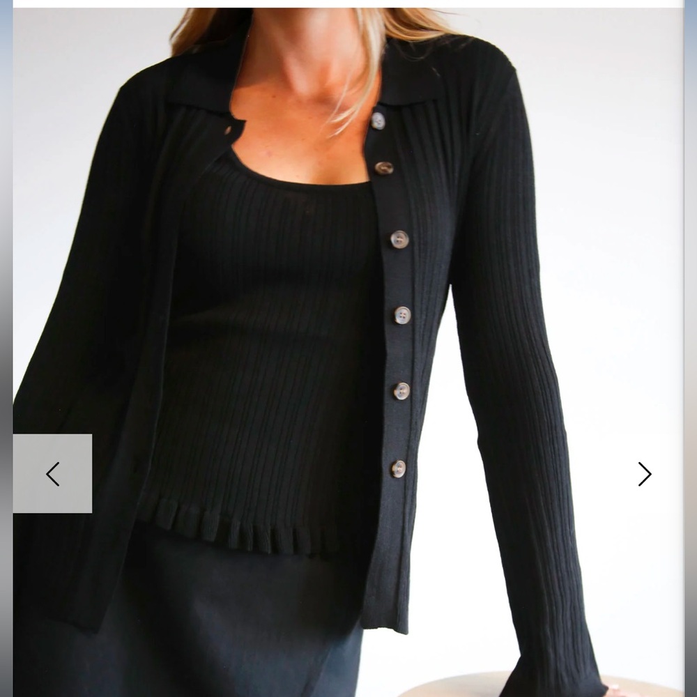 ABLE SET Tank & Cardigan - Picture 2 of 13